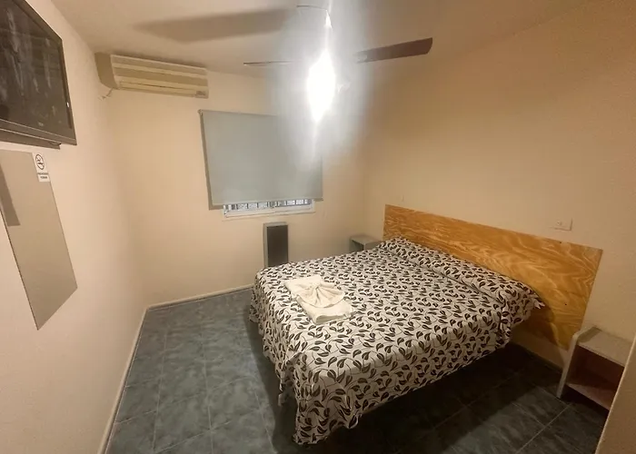 Hotel en villa carlos paz centrico con desayuno y pileta Nuevo Enzo